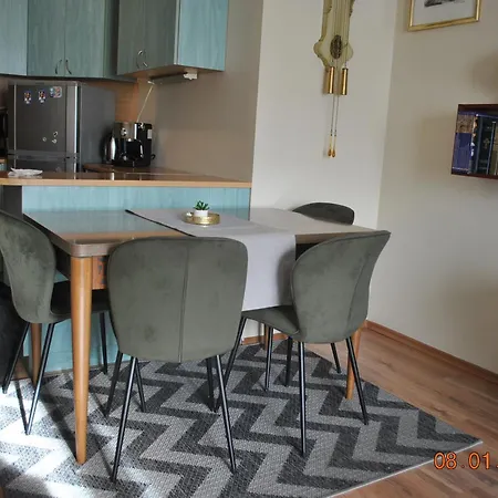 Sea Garden Apartment