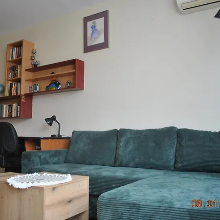 Sea Garden Apartment