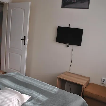 Sea Garden Apartment *